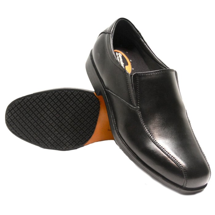 Non slip men's dress shoes